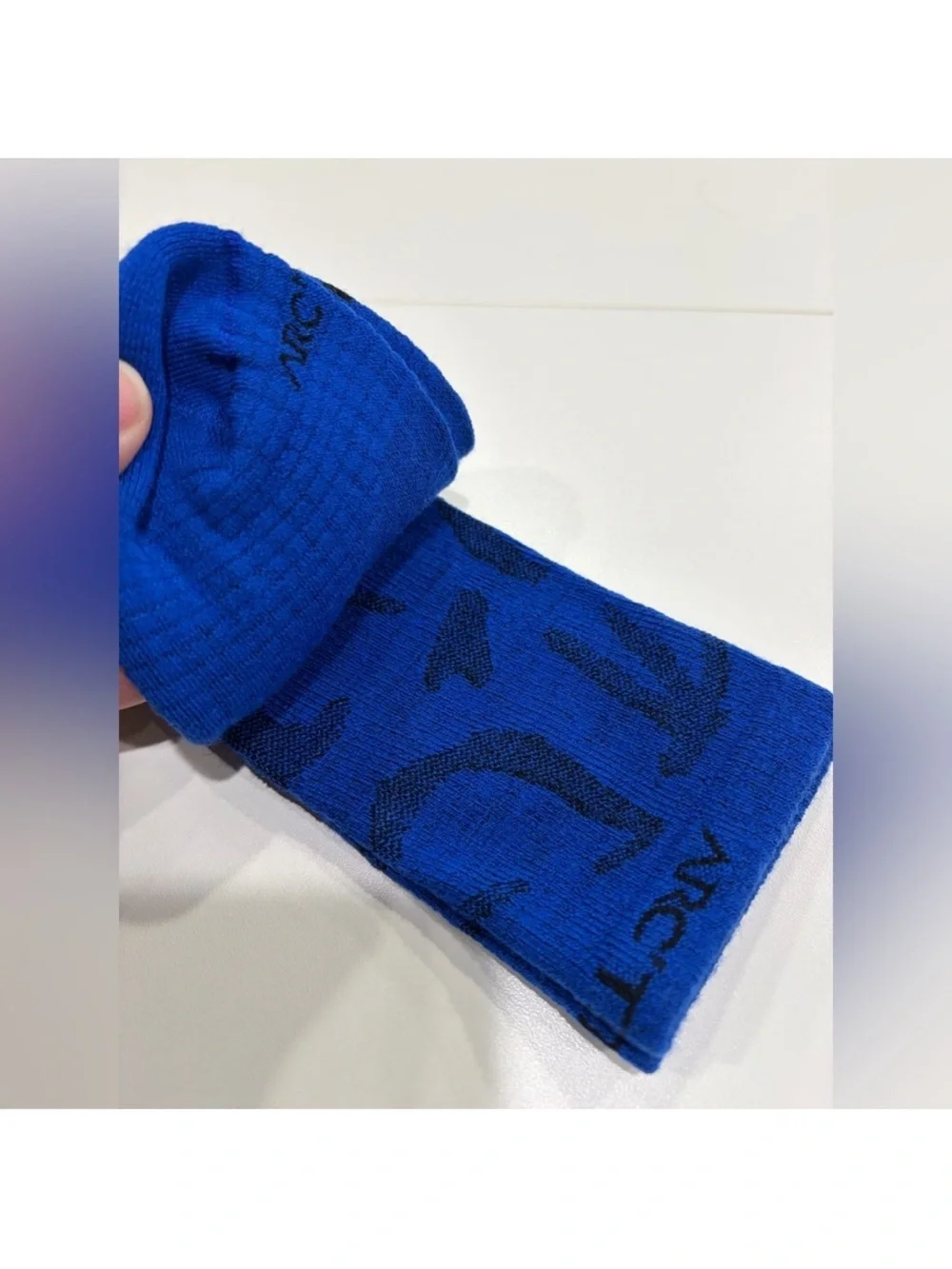 Arc’teryx Adult Large Merino Wool Grotto Mid Sock Blue Black NWT Men's Women's